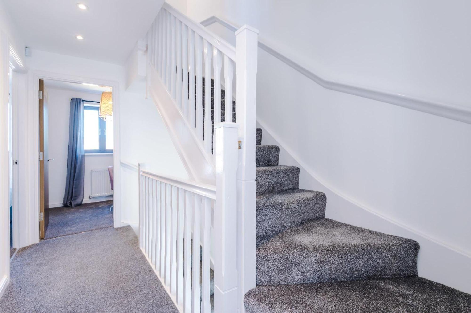 Villa Rest&Recharge At Waterway House Manchester Esterno foto